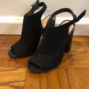Open toe block heels